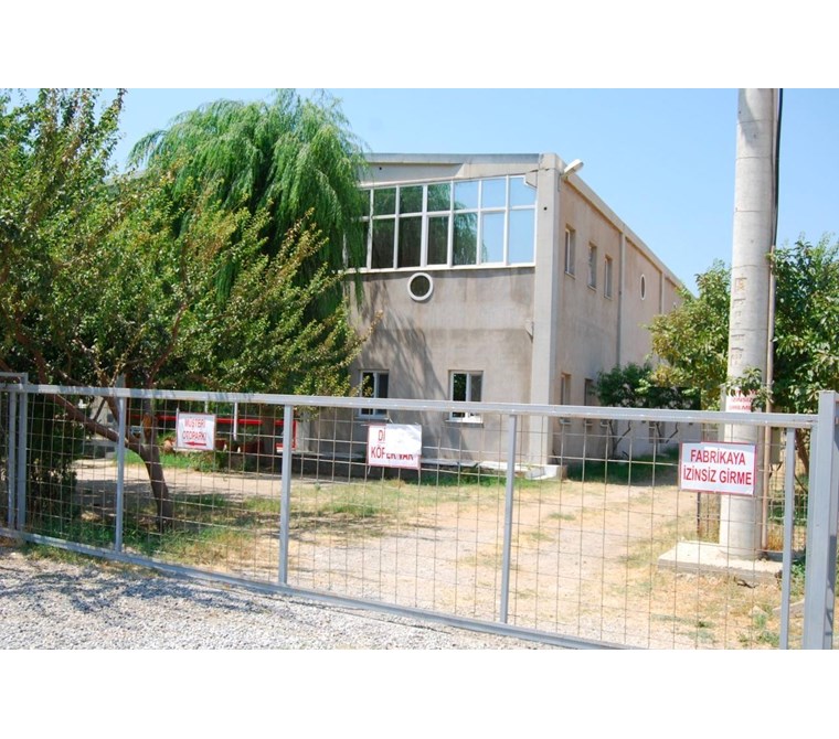 Torbalı Subaşı Sanayi Bölgesi 2.400 m2 Kiralık Fabrika - Depo