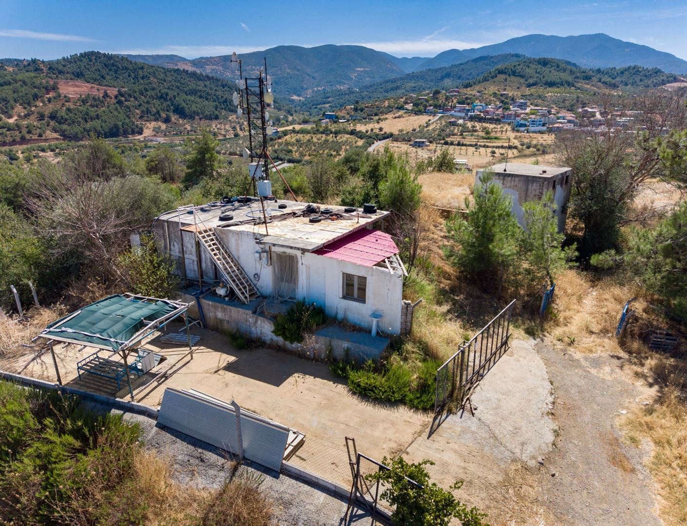Property-photo