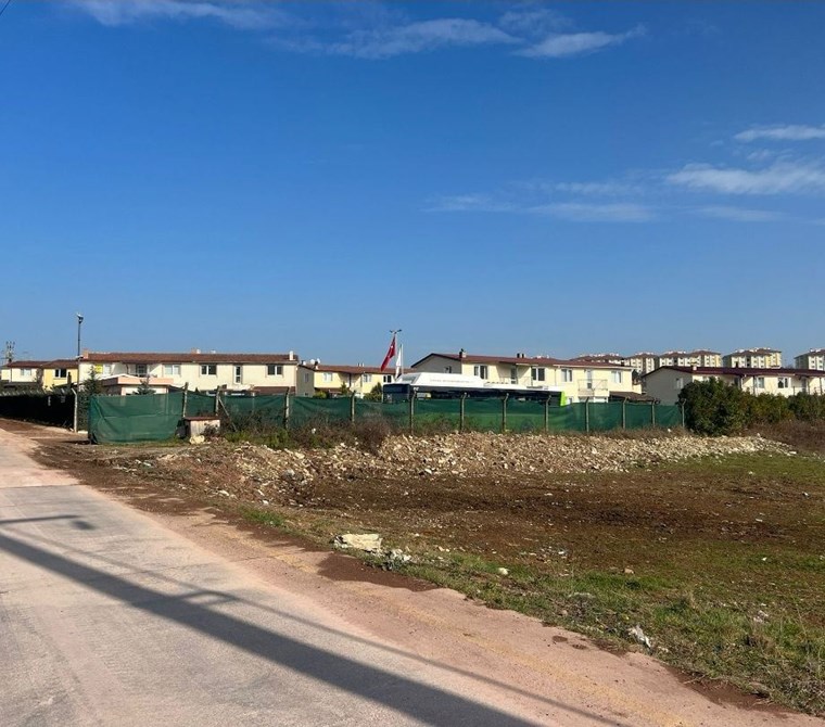 KOCAELİ KANDIRA GIDA OSB YANI 3365 M² İMARLI ARSA KAT KARŞILIĞI!