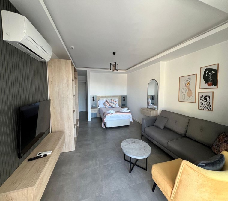 Bodrum Marinaya Yakın Güvenli-Havuzlu Sitede Eşyalı Studio