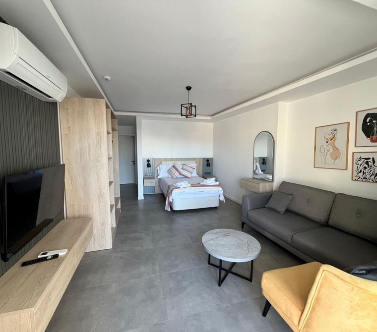 Bodrum Marinaya Yakın Güvenli-Havuzlu Sitede Eşyalı Studio