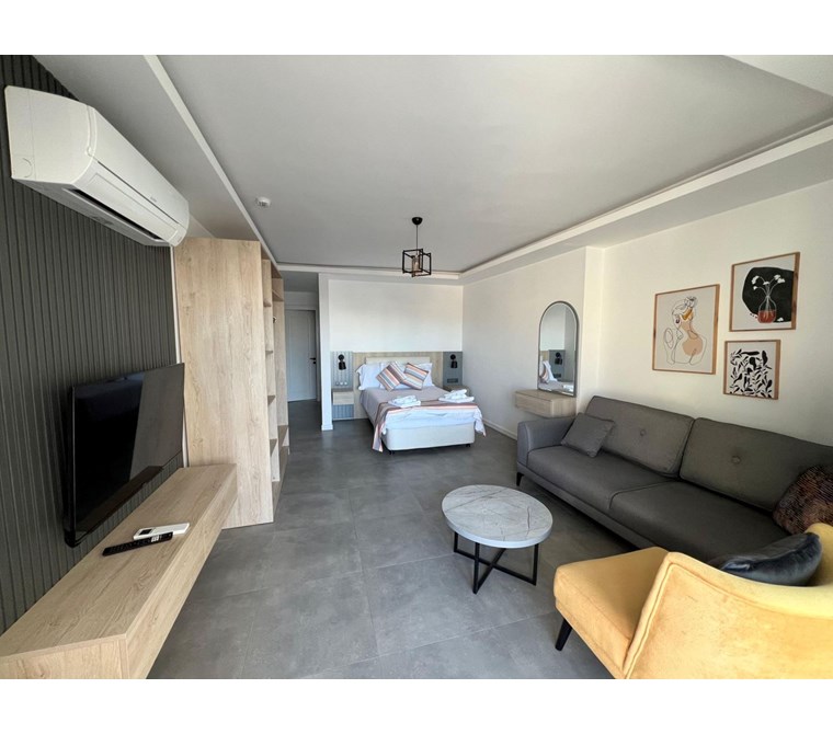 Bodrum Marinaya Yakın Güvenli-Havuzlu Sitede Eşyalı Studio