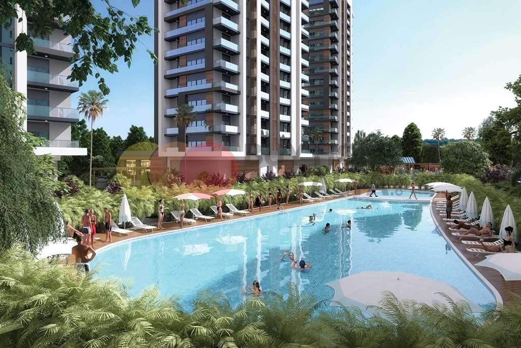 Antalya'nın Güzel Havalı Bölgesindeki Lüks Sitede Satılık Daire