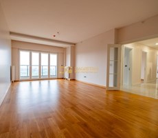 REFERANS BAHÇEŞEHİR'DE MANZARALI, SATILIK ARA KAT 3+1 DAİRE