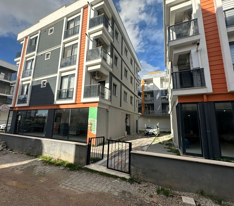 Atlas'tan Bakırçay üni Karşısında Eşyalı Satılık 1+1 Daire