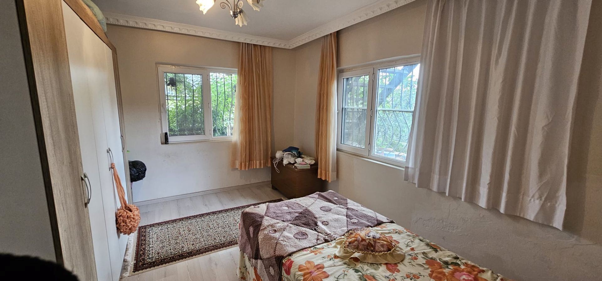 Property-photo