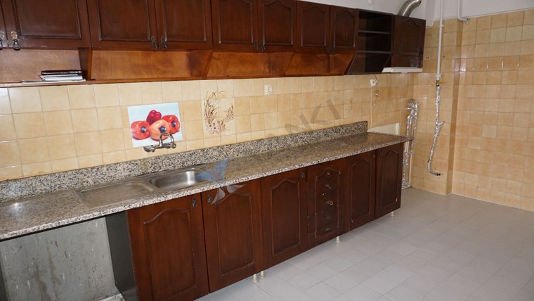 TEKİRDAĞ, HÜSEYİN PEHLİVAN CADDESİNDE 3+1 KİRALIK DAİRE