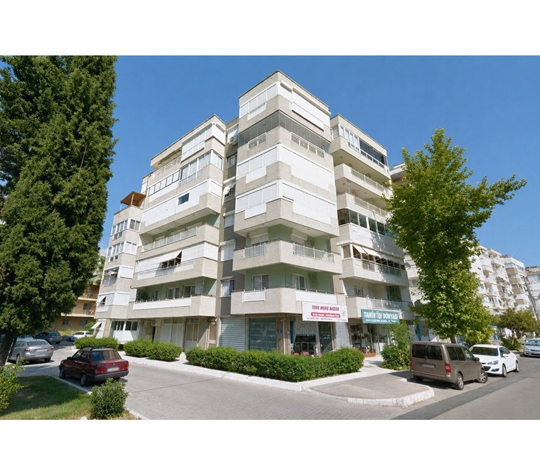 KARŞIYAKA NERGİZ İZBAN YAKINI | 135 m² NET | YENİLENMİŞ DAİRE