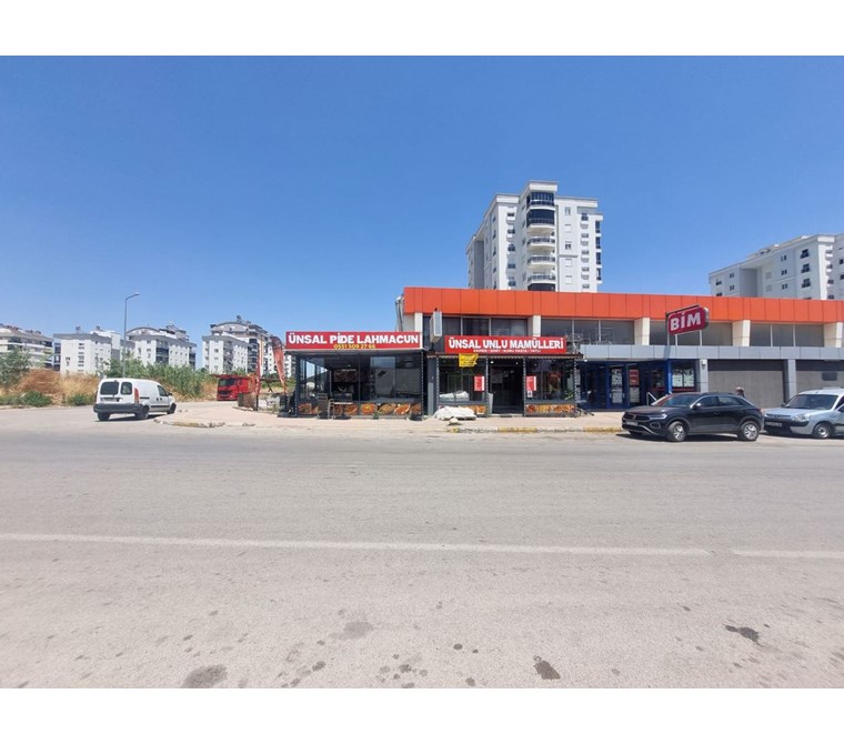 POYRAZ'DA ÜNSAL'DA CADDE ÜSTÜ 500M2 SATILIK DÜKKAN