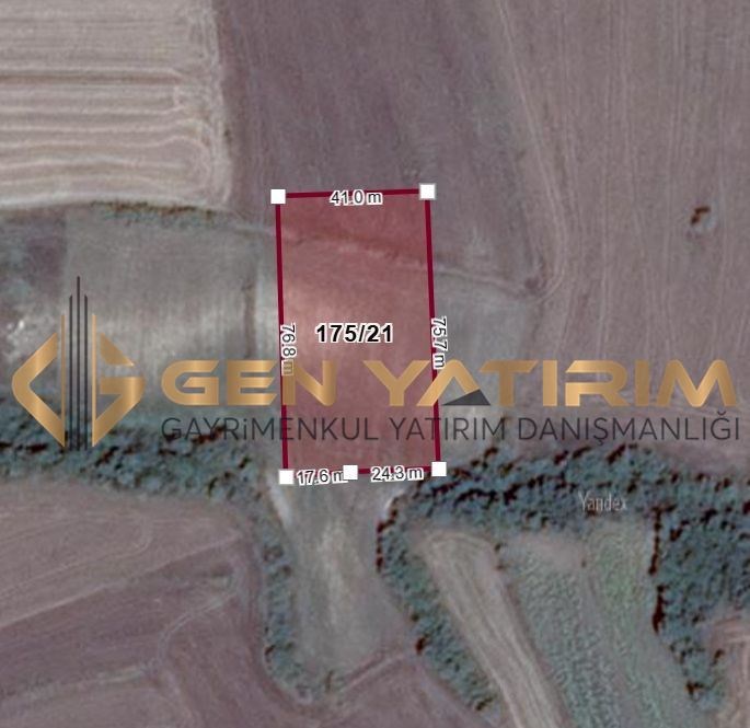 Uzunköprü Sipahi Köyü'nde 3165 M² Müstakil Tapulu Tarla