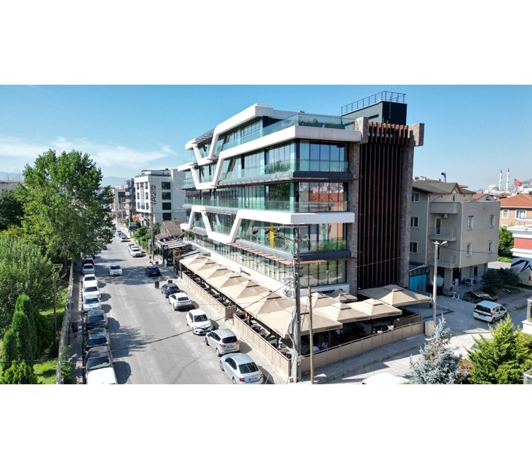 YAHYA KAPTANDA İÇİ YAPILI SATILIK 90m² OFİS