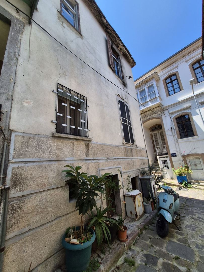 Property-photo
