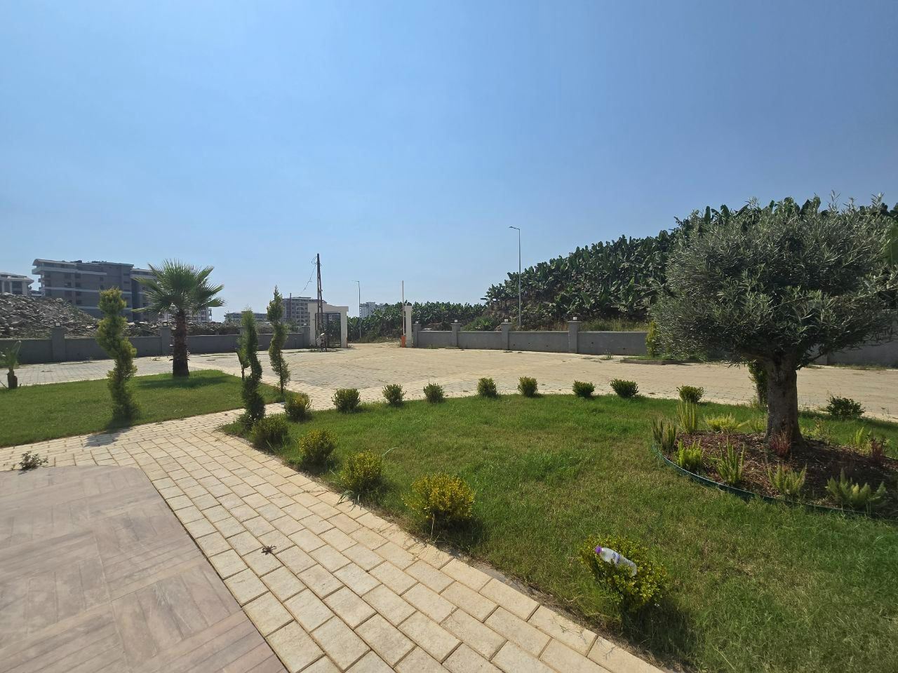 Property-photo