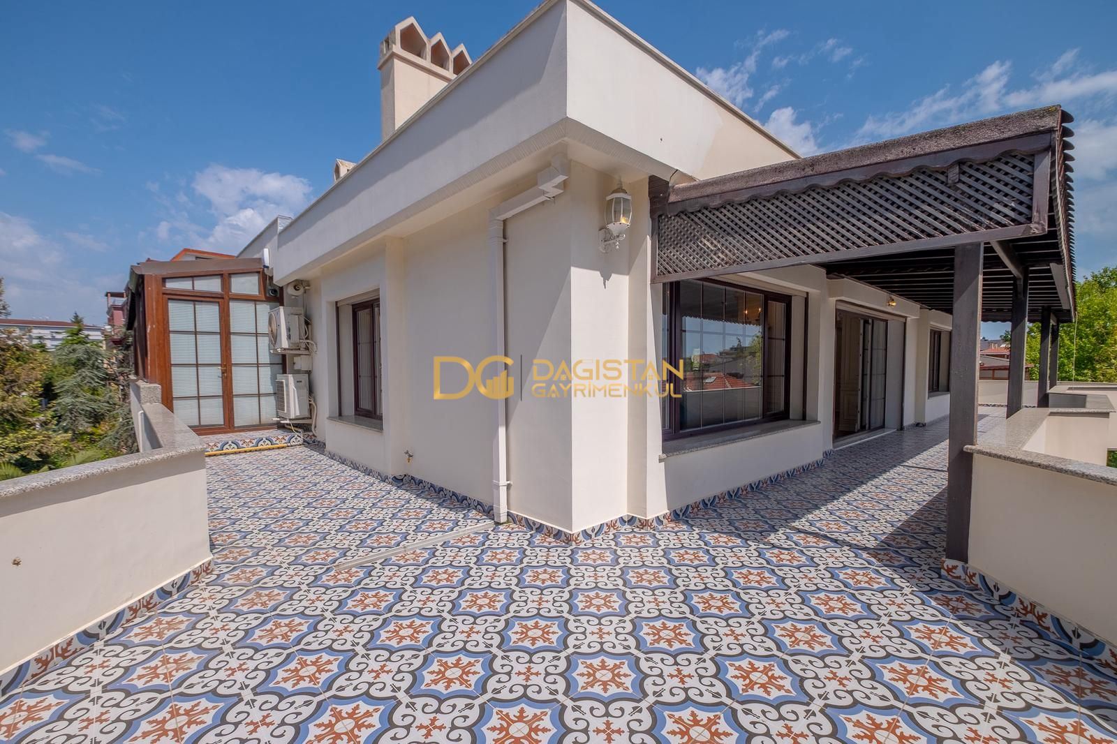 Property-photo