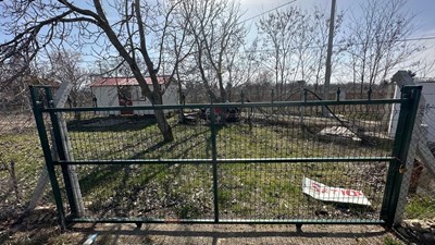 TAVAS KIZILCABÖLÜK YOL CEPHELİ ELEKTRİK SUYU HAZIR HOBİ BAHÇESİ