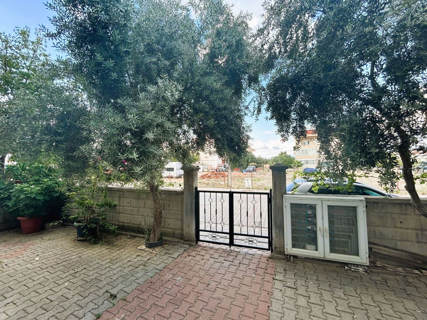 Property-photo
