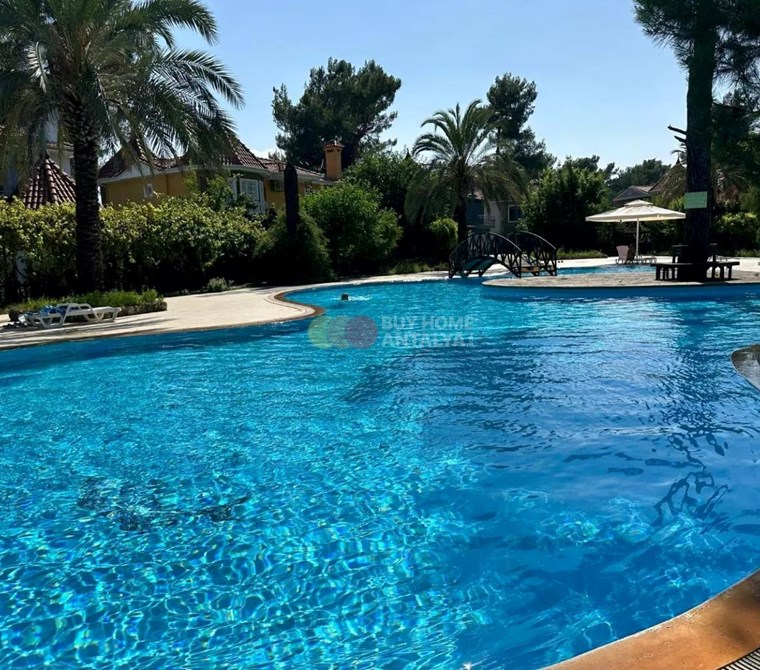 Furnished 6-Bedroom Duplex Villa for Sale in a Luxury Complex with Pool, Surrounded by Forest