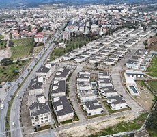 Davutlar'da Satılık 2+1 Eşyalı Daire Termal Havuzlu Site İçinde