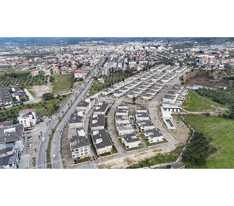 Davutlar'da Satılık 2+1 Eşyalı Daire Termal Havuzlu Site İçinde