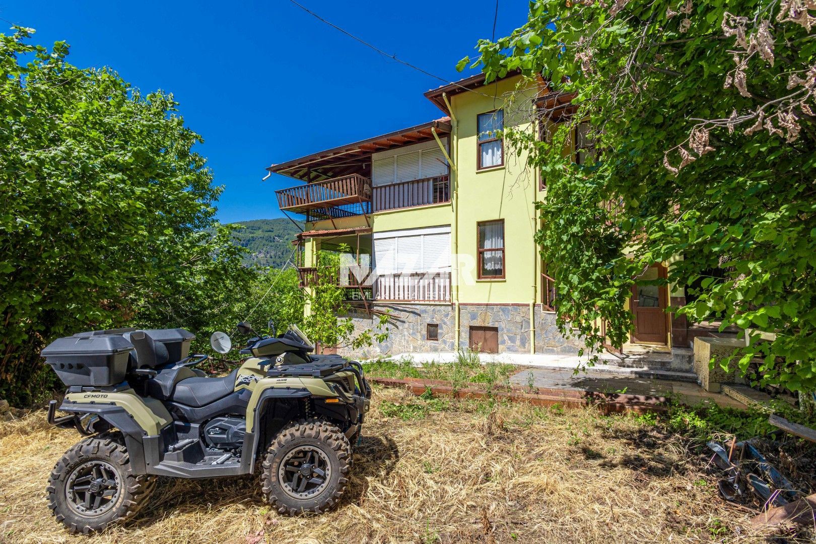 Property-photo