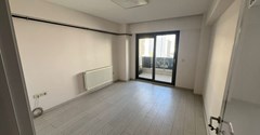 KAYALIK CADDESİNDE KİRALIK OFİS
