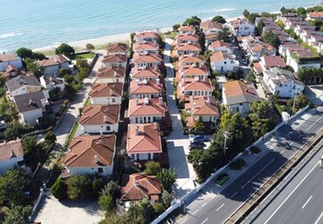 Silivri Gümüşyaka Sahil Denize Sıfır Site Satılık Villa