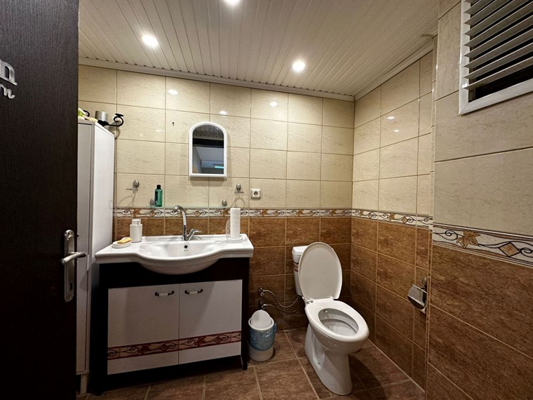 REŞATBEY VALİ YOLU CAD. ZEMİN+ASMA KAT YAPILI SATILIK LÜKS OFİS