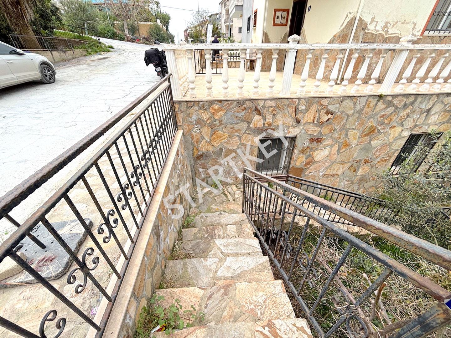 Property-photo
