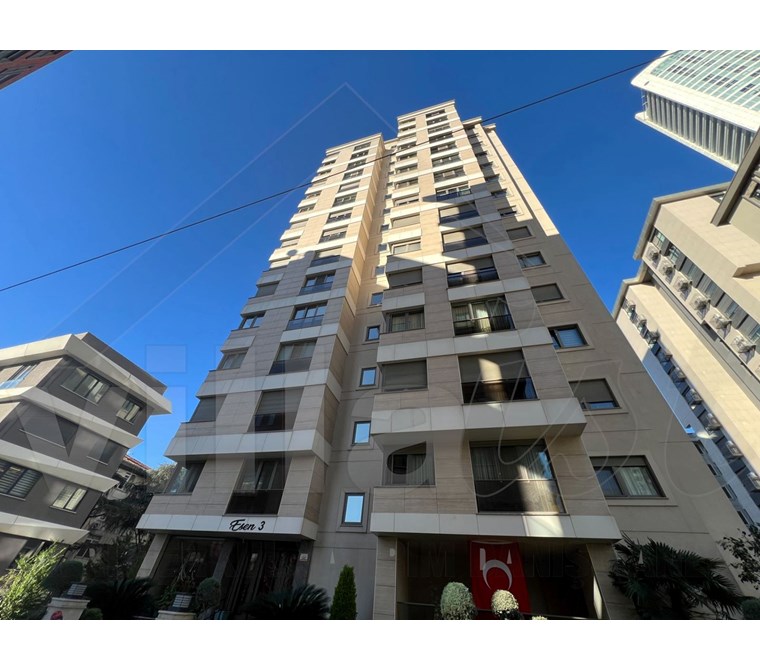 VİLLAİST'TEN ÇİFTEHAVUZLARDA CADDEYE 2.BİNADA DENİZ MANZARALI KİRALIK 120m2 3+1