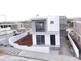 BOĞAZ BÖLGESİ SATILIK 160M2'DEN 3+1 VİLLALAR £175.000