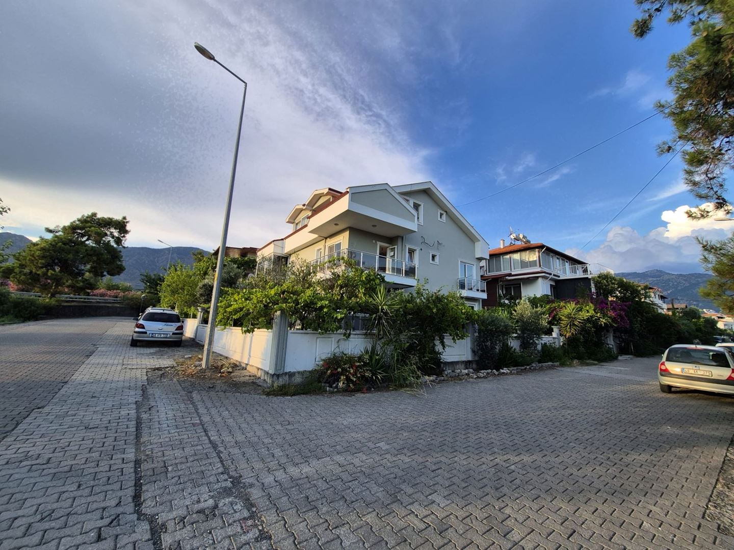 Property-photo