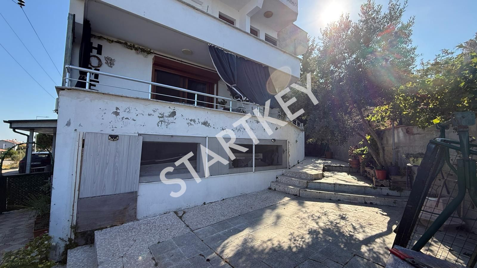 Property-photo