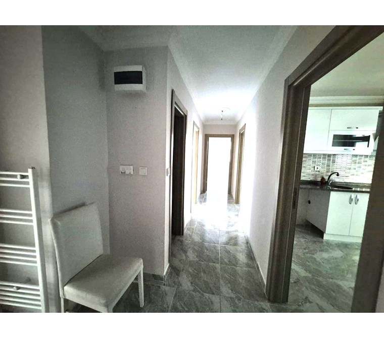 LÜLEBURGAZ BARIŞ MAHALLESİ CADDE ÜZERİNDE KİRALIK 3+1 DAİRE