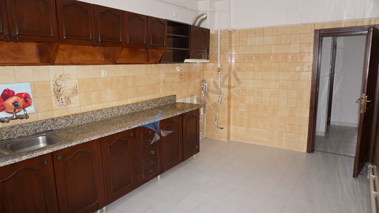 TEKİRDAĞ, HÜSEYİN PEHLİVAN CADDESİNDE 3+1 KİRALIK DAİRE