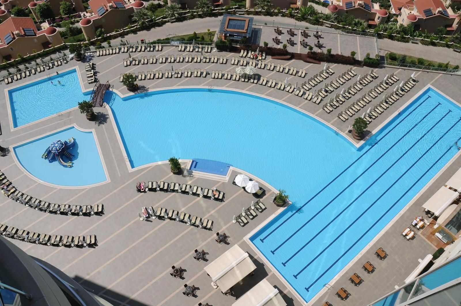 ALANYA GOLD CITY HOTEL’DE FULL AKTİVİTELİ KOMPLEKSTE 2+1 SATILIK DAİRE