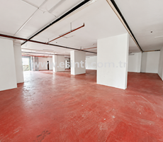 Ataşehir İnönü'de 600m² Cadde Üzeri Depo