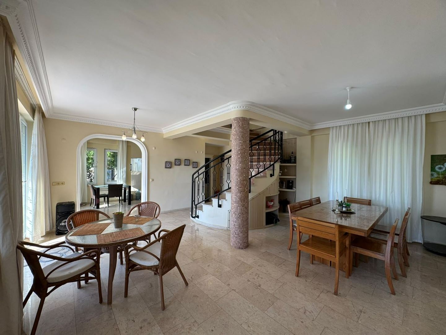 Property-photo