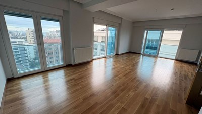 Fenerbahçe Ordu Evine ve Dalyan Sahile Yakın Güvenlikli Binada