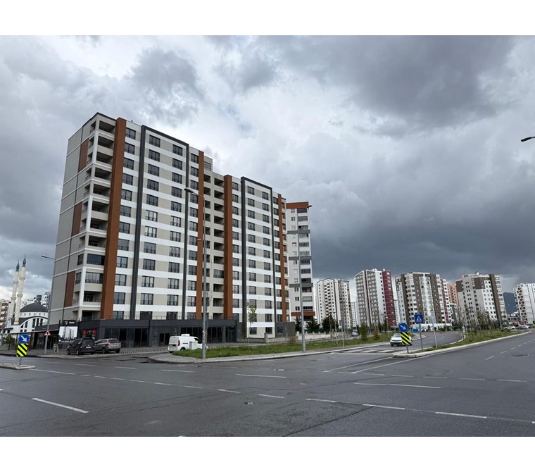 AKDAMAR - Yakut Mah. Eşsiz Lokasyonda Sıfır Lüks 4+1 Daire !