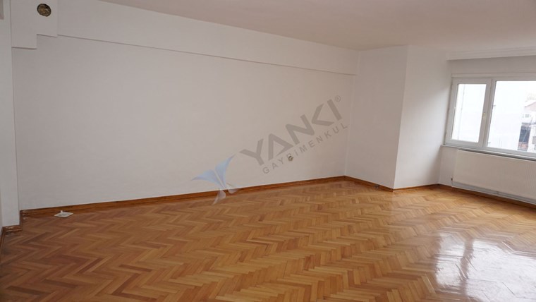 TEKİRDAĞ, HÜSEYİN PEHLİVAN CADDESİNDE 3+1 KİRALIK DAİRE