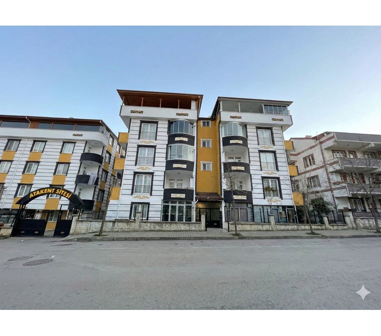 Körfez Yavuz Sultan Selim Mh. Site İçerisinde, Ara Kat, Ferah 3+1 Daire