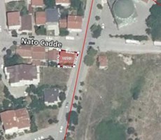 DERİNCE SIRRIPAŞA MAH. CADDE ÜZERİ KÖŞE PARSEL SATILIK ARSA