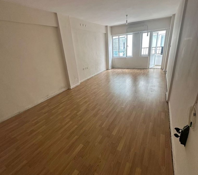 MÜJGAN EMLAKTAN MARMARİS MERKEZDE KİRALIK 2+1 DAİRE
