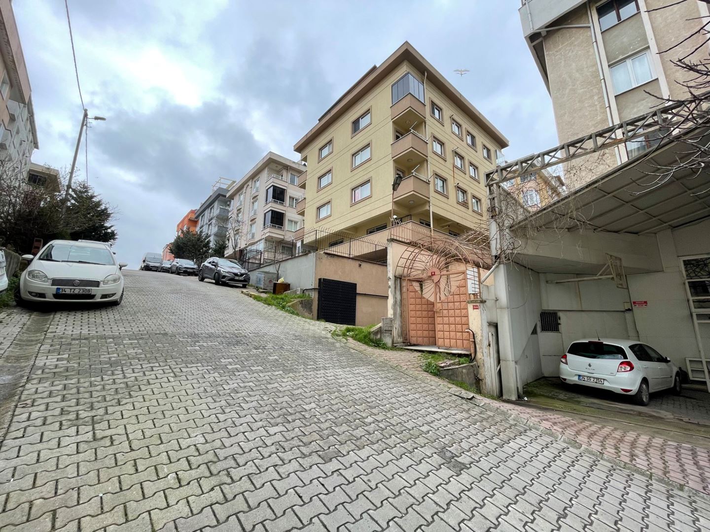 Property-photo