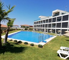 İzmir Çeşme Ayasaranda Denize Sıfır Havuzlu Sitede Satılık Rezidans Daire