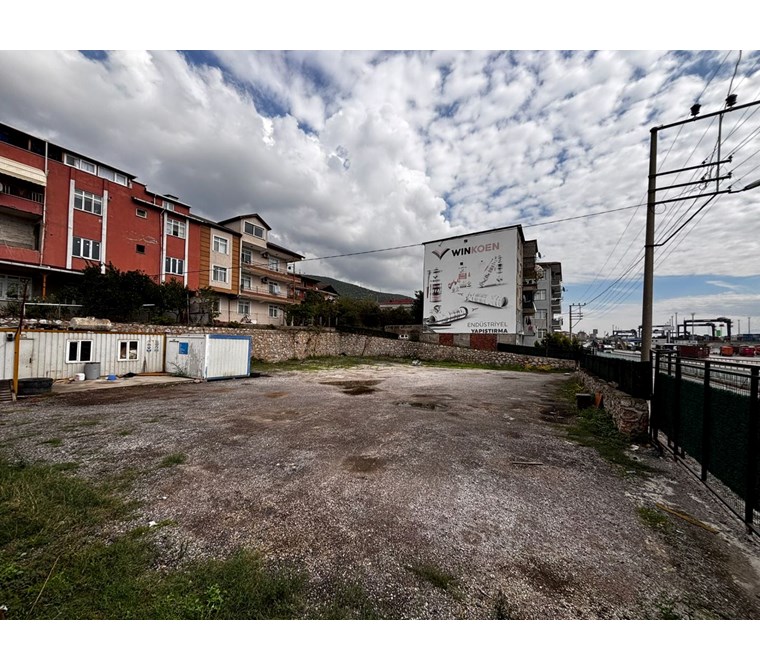 KÖRFEZ KİRAZYALIDA D-100 YAN YOLA CEPHE TİCARİ İMARLI 1029 m² SATILIK ARSA
