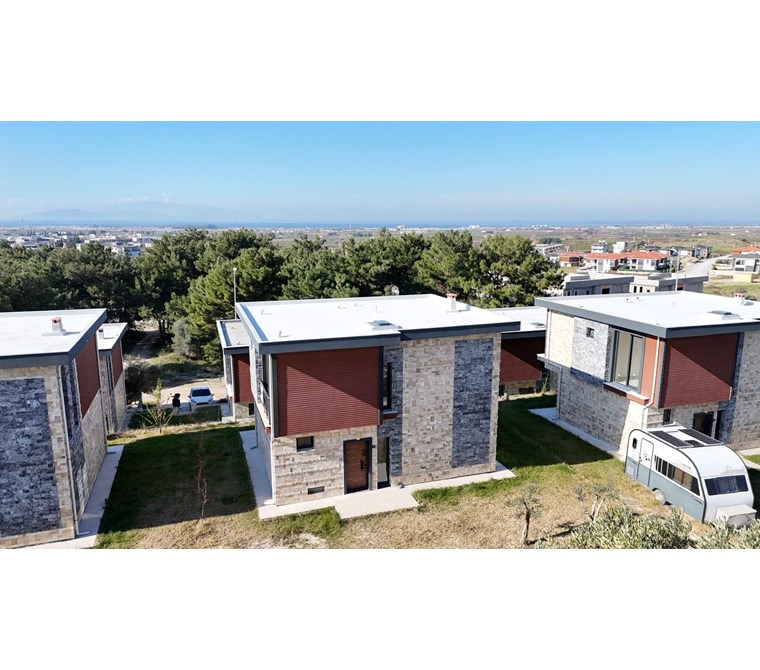 DAVUTLAR'DA SİTE İÇERİSİNDE 3+1 MÜSTAKİL BAHÇELİ SIFIR DUBLEKS