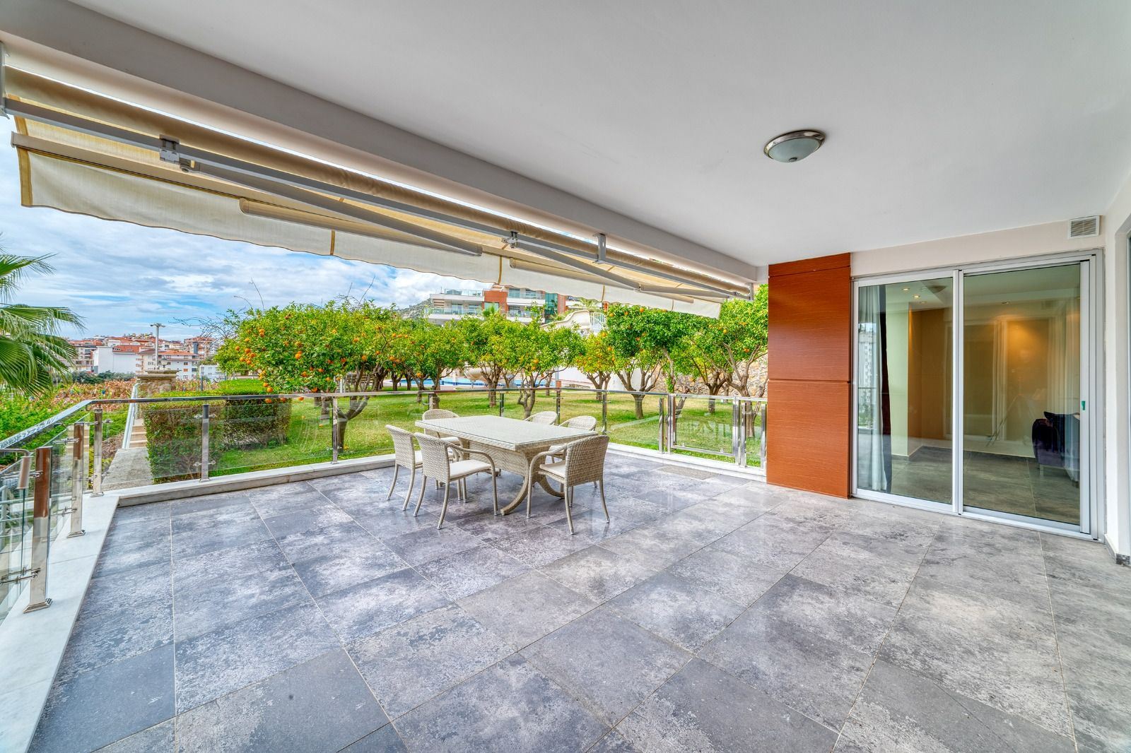ULTRA-LUXURY FURNISHED 3+1 APARTMENT IN ALANYA CIKCILLI · 16 · Photos