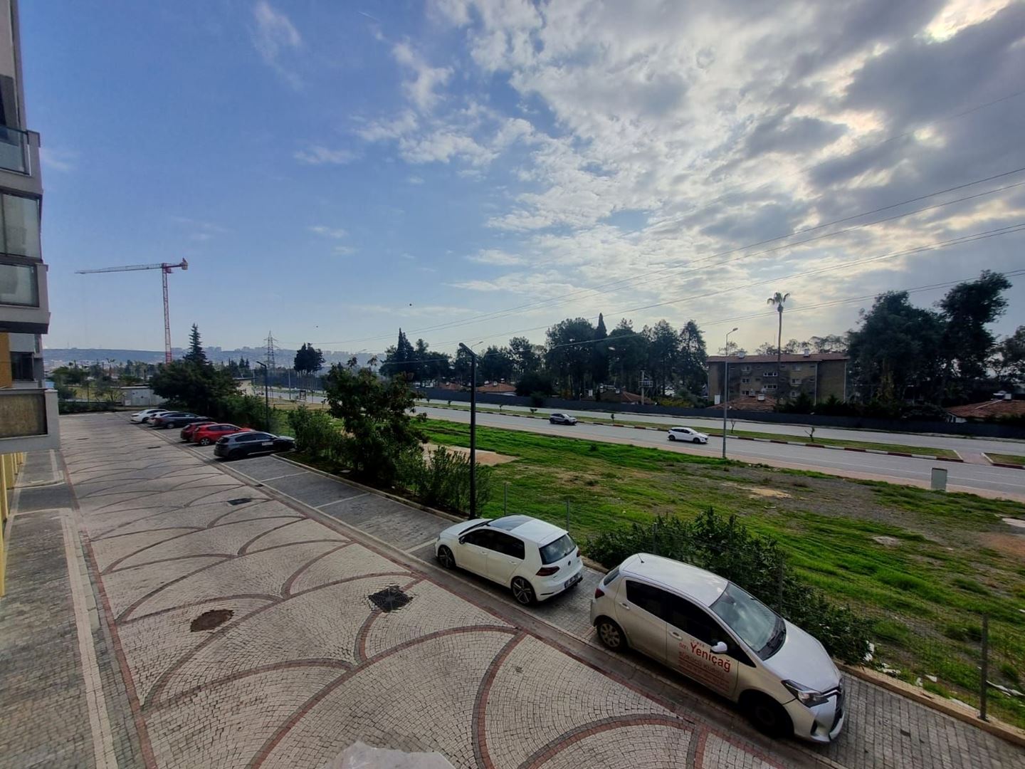 POYRAZ'DAN SURYAPI'DA 1+1 61m² GİRİŞ KAT KİRALIK DAİRE