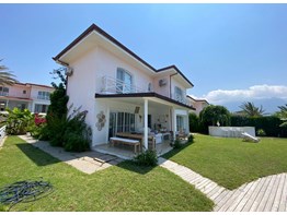 ARSUZ PARK MARİN SİTESİ SATILIK VİLLA